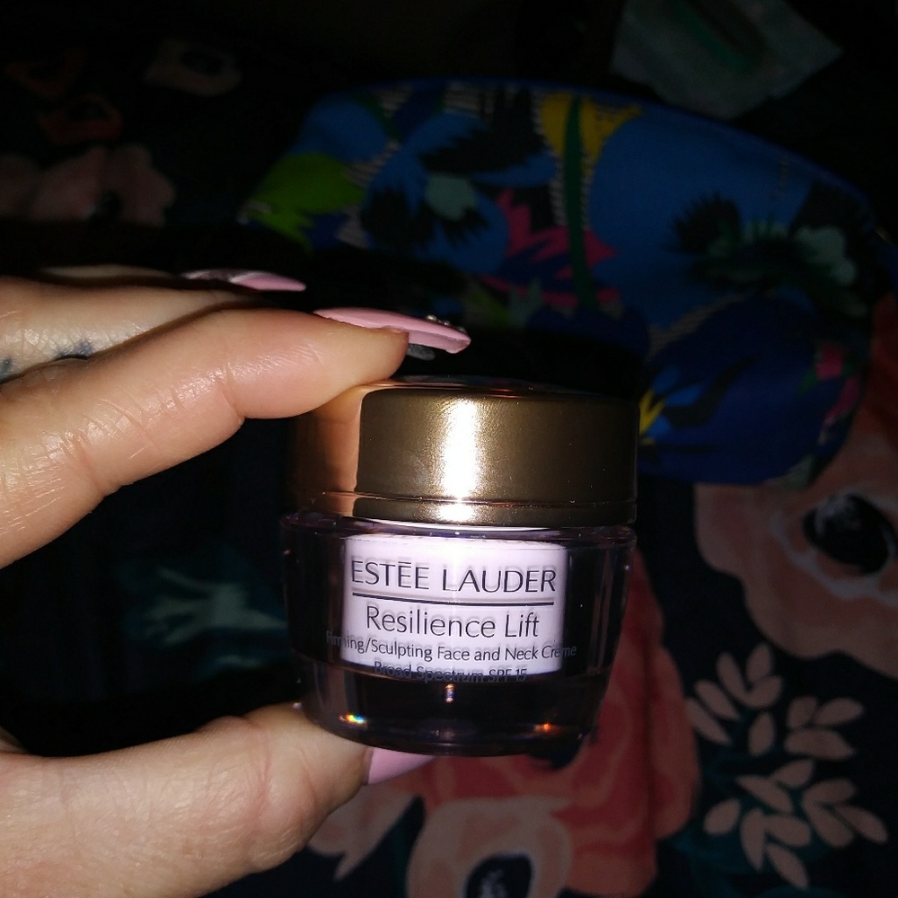 Resilience lift cream